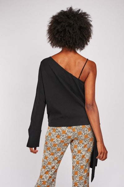 Tie Up Side Asymmetric Blouse